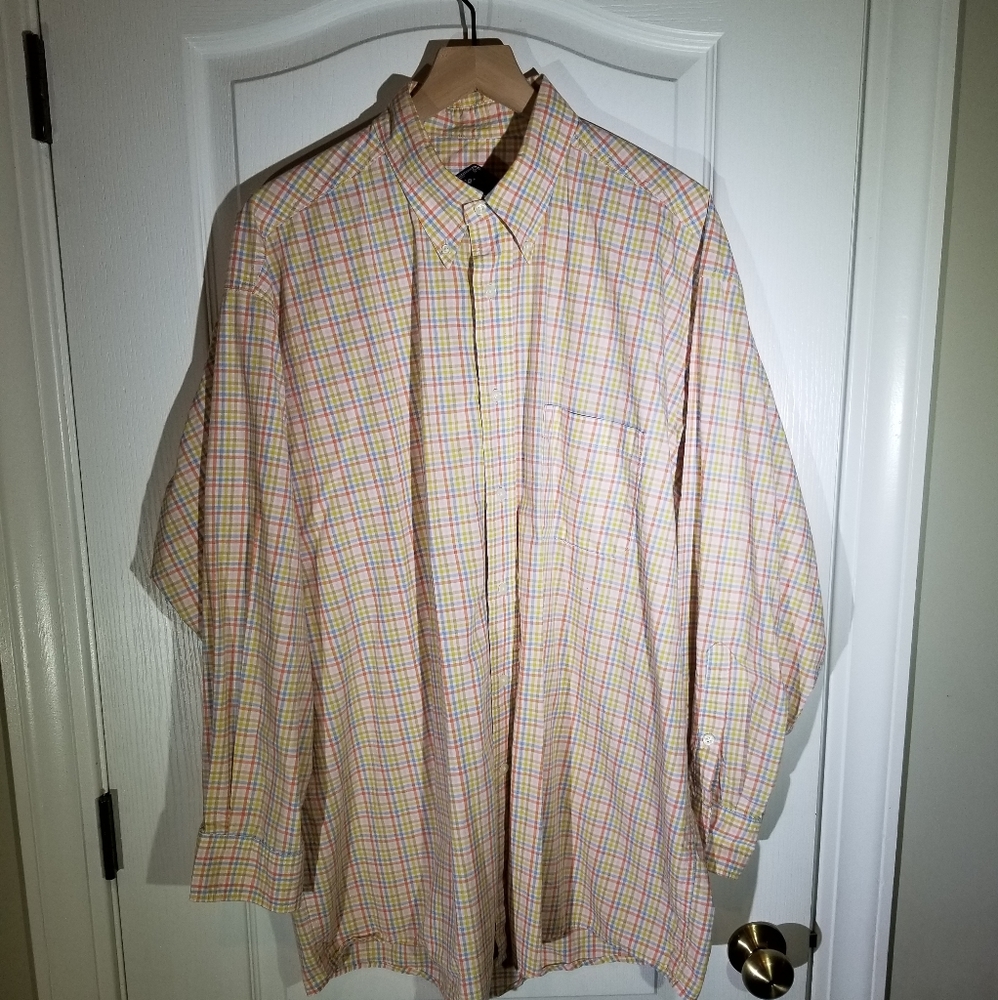 BILLS KHAKIS MENS BUTTON DOWN SIZE XXL